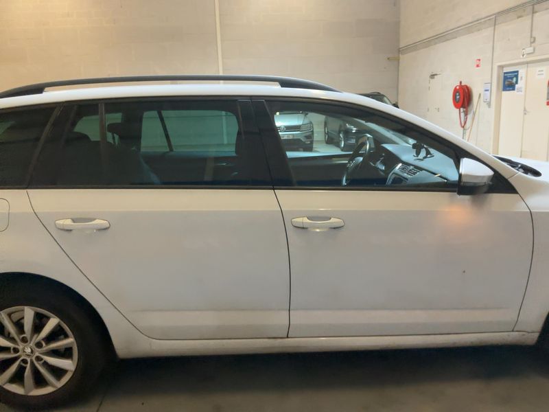 Skoda Octavia 1.0 TSI Ambition — zdjęcie 7