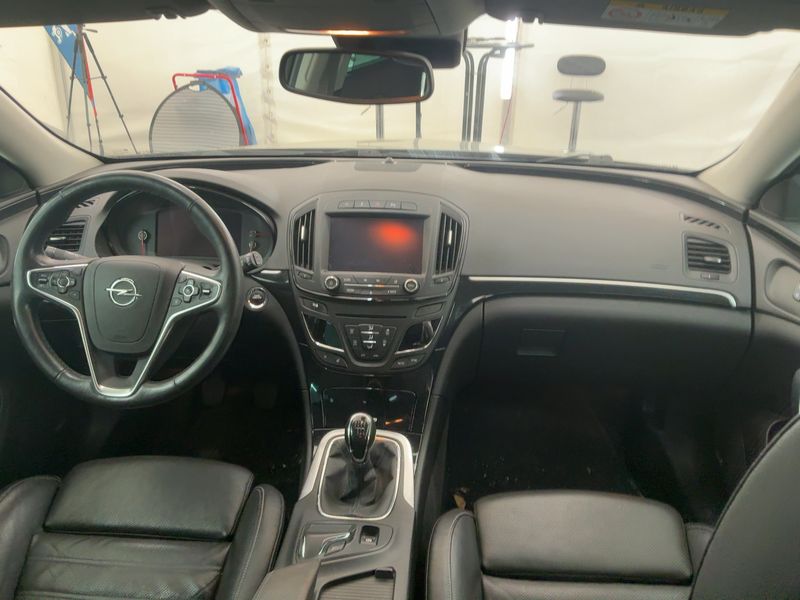 Opel Insignia Sports Tourer 2.0 CDTI Innovation — zdjęcie 12