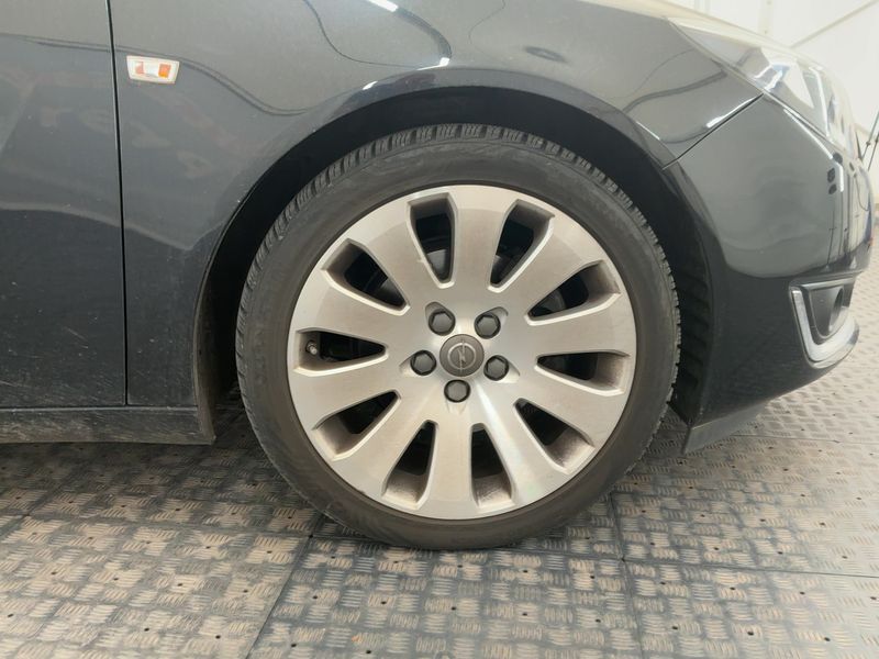 Opel Insignia Sports Tourer 2.0 CDTI Innovation 2015 – снимка 11