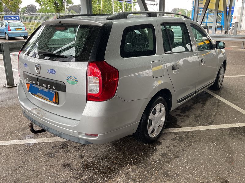 Dacia Logan MCV 0.9 TCe Ambiance 2015 – снимка 2