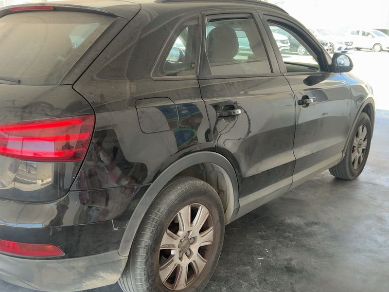 Audi Q3 2.0 TDI Advance — zdjęcie 6