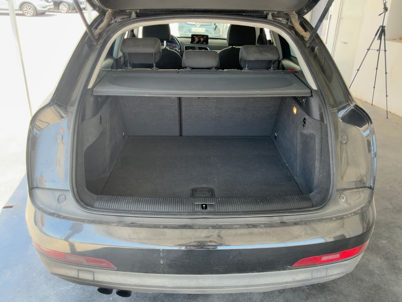 Audi Q3 2.0 TDI Advance — zdjęcie 10