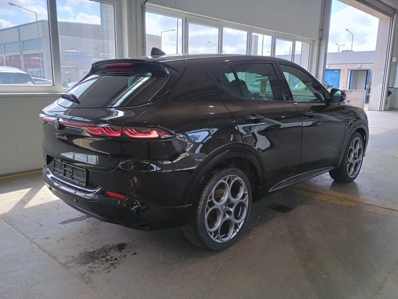 Alfa Romeo Tonale 1.5 VGT Veloce — zdjęcie 3