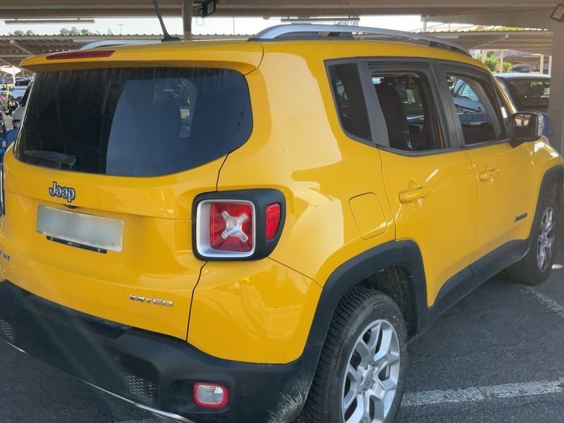 Jeep Renegade 2.0 M-Jet Limited 4WD — zdjęcie 6