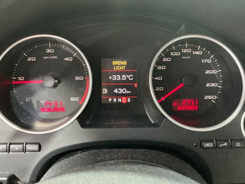 Seat Exeo 2.0 TDI Sport — zdjęcie 4