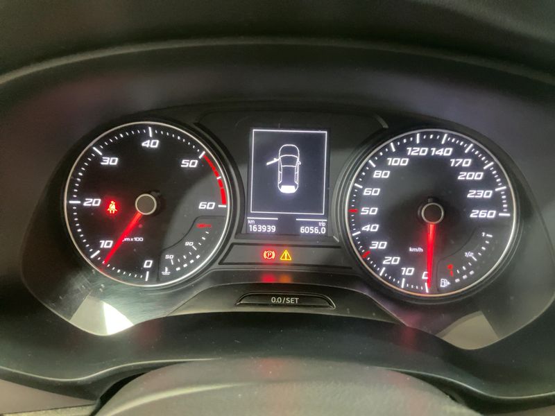 Seat Leon 2.0 TDI Style Plus — zdjęcie 13