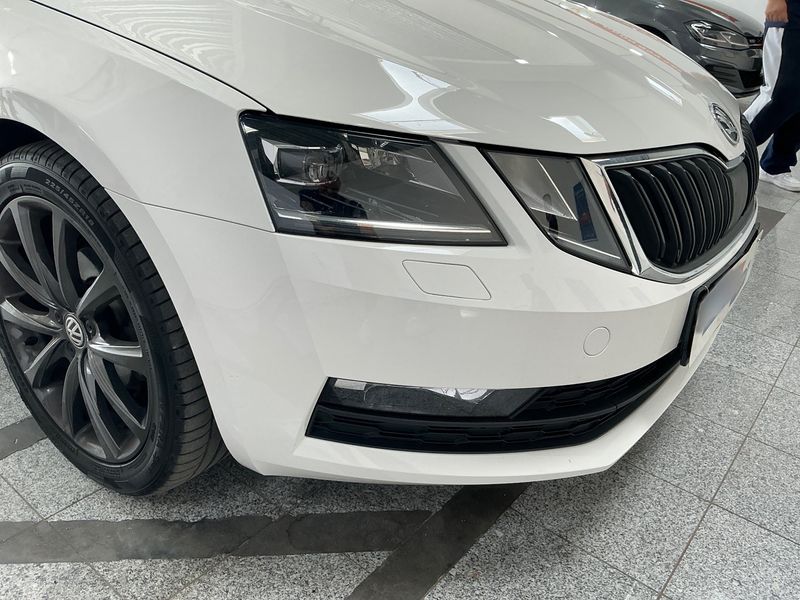 Skoda Octavia 1.6 TDI Soleil 2019 – снимка 33