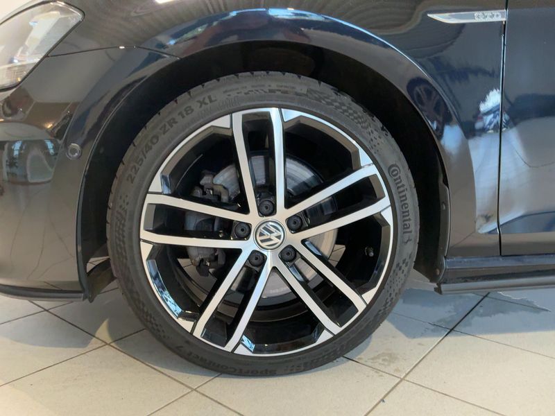 Volkswagen Golf VII 2.0 TDI GTD BlueMotion Tech 2015 – снимка 3