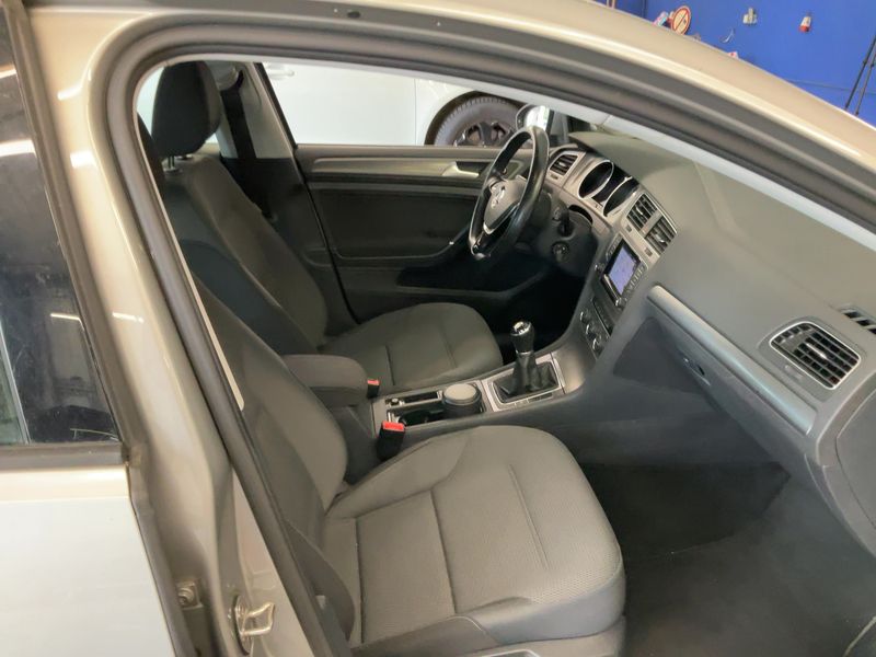 Volkswagen Golf VII 1.4 TSI Comfortline BlueMotion Tech 2013 – снимка 16