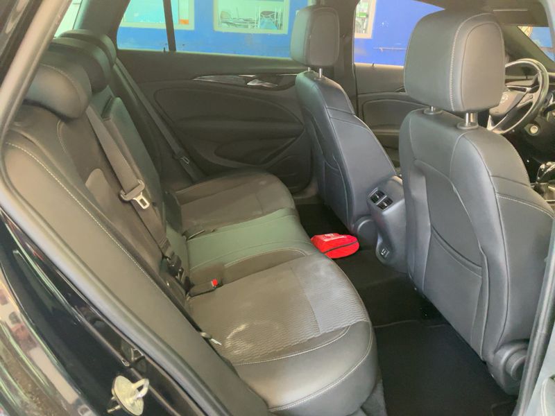 Opel Insignia Sports Tourer 2.0 CDTI Innovation — zdjęcie 14