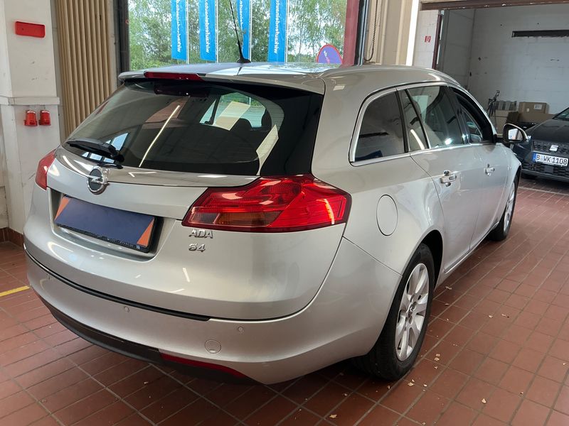 Opel Insignia Sports Tourer 2.0 CDTI Edition — zdjęcie 2