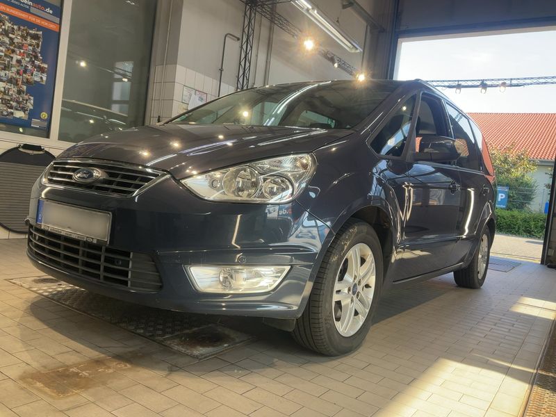 Ford Galaxy 1.6 TDCi Business Edition — zdjęcie 2