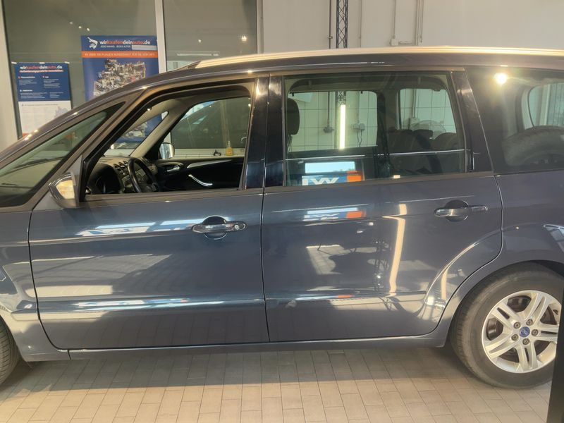 Ford Galaxy 1.6 TDCi Business Edition — zdjęcie 4