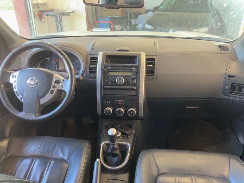 Nissan X-Trail 2.0 dCi LE 4x4 — zdjęcie 12