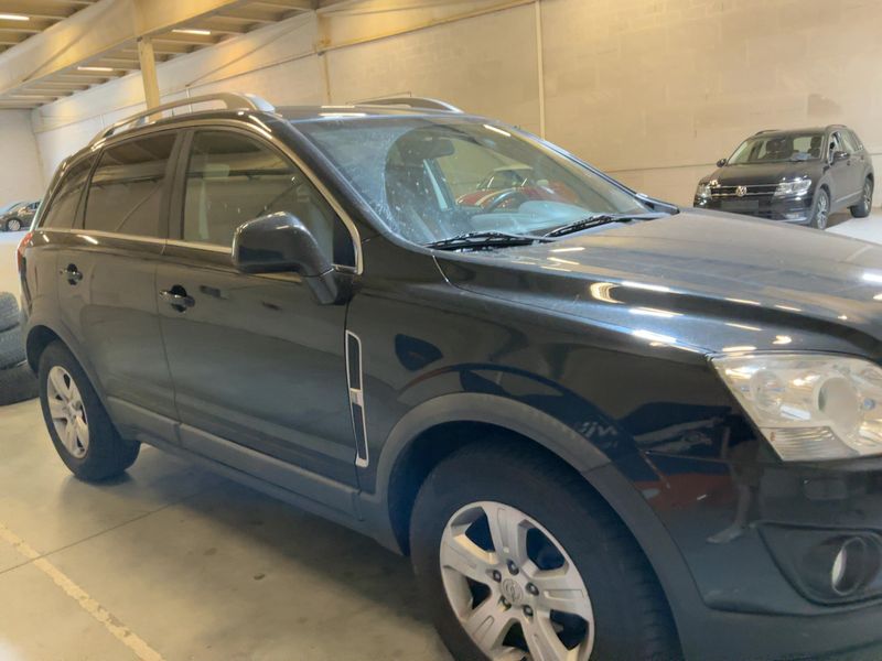 Opel Antara 2.0 CDTI Cosmo Plus 4x2 — zdjęcie 8