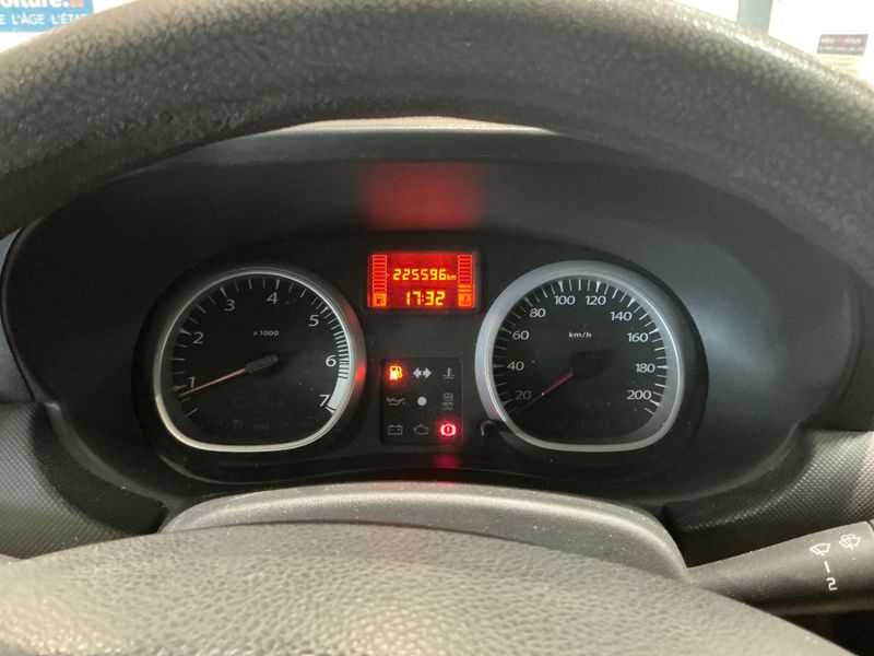 Dacia Duster 1.5 dCi Laureate 4x2 2011 – снимка 4