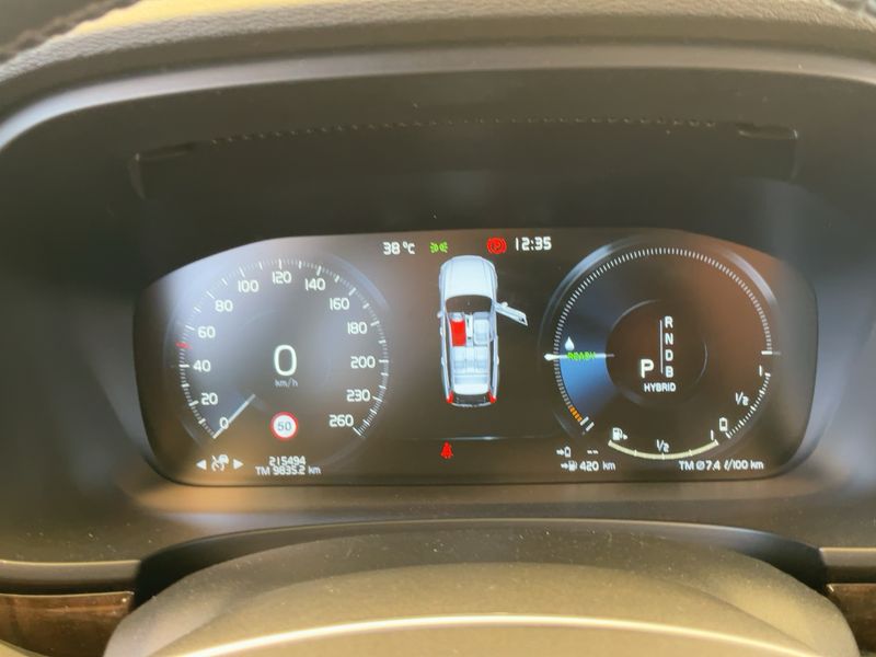 Volvo V90 2.0 T8 Plug-in Hybrid Inscription AWD — zdjęcie 13
