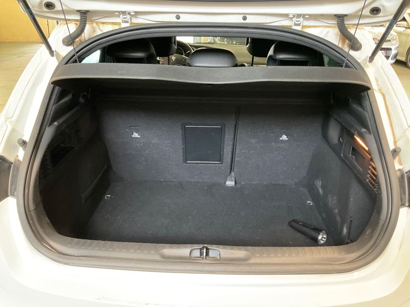 Citroen DS4 1.6 e-HDi Executive 2015 – снимка 15