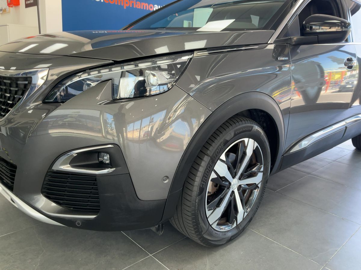 Peugeot 5008 d'occasion
