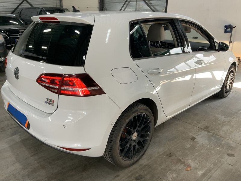 Volkswagen Golf VII 1.4 TSI Highline BlueMotion Tech — zdjęcie 6