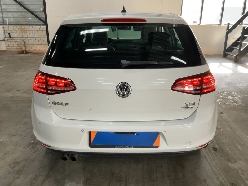 Volkswagen Golf VII 1.4 TSI Highline BlueMotion Tech — zdjęcie 5