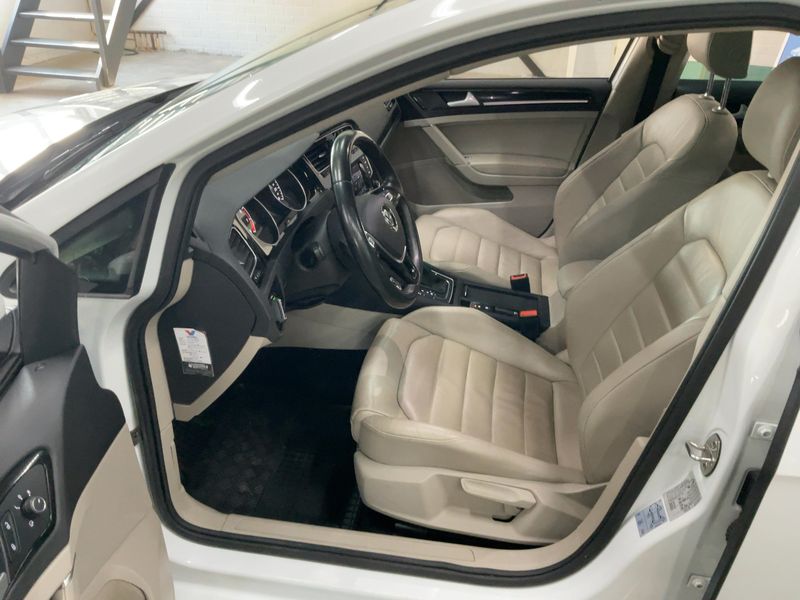 Volkswagen Golf VII 1.4 TSI Highline BlueMotion Tech — zdjęcie 11