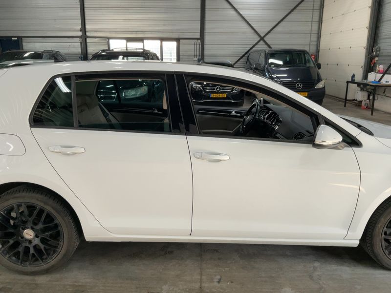 Volkswagen Golf VII 1.4 TSI Highline BlueMotion Tech — zdjęcie 7