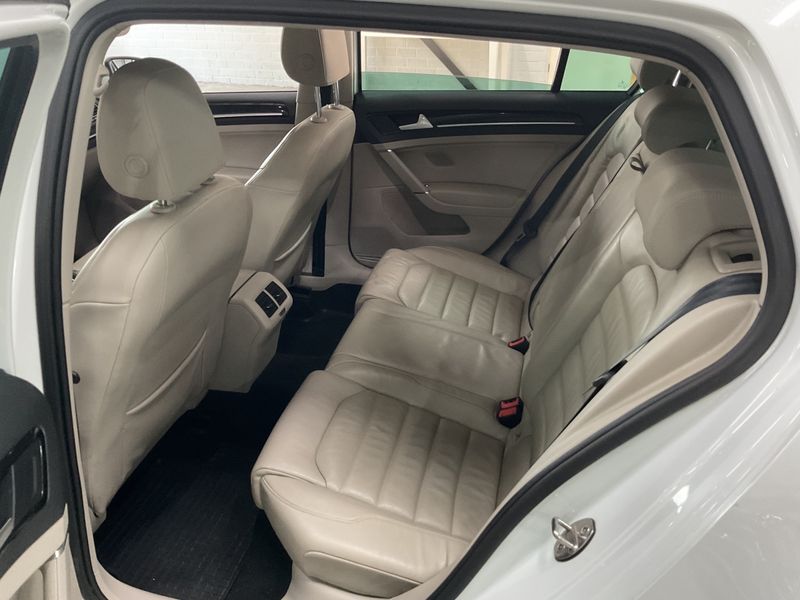 Volkswagen Golf VII 1.4 TSI Highline BlueMotion Tech — zdjęcie 14