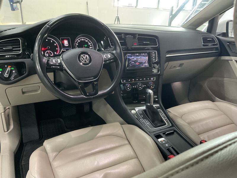 Volkswagen Golf VII 1.4 TSI Highline BlueMotion Tech — zdjęcie 12