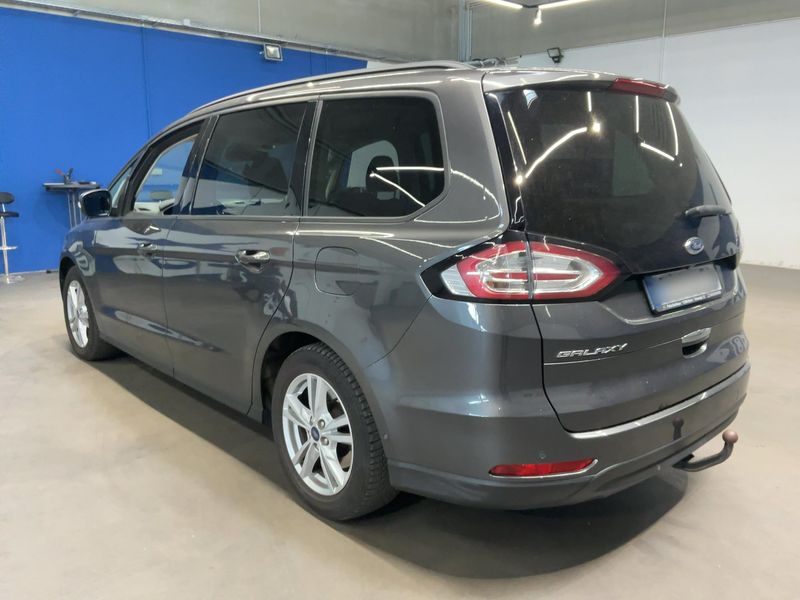 Ford Galaxy 2.0 TDCi EcoBlue Business — zdjęcie 3