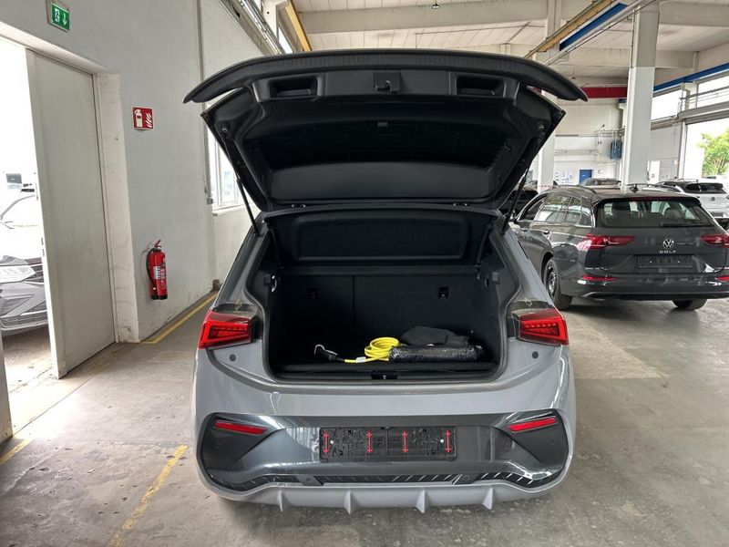 Cupra Born electric drive 150 kW — zdjęcie 8