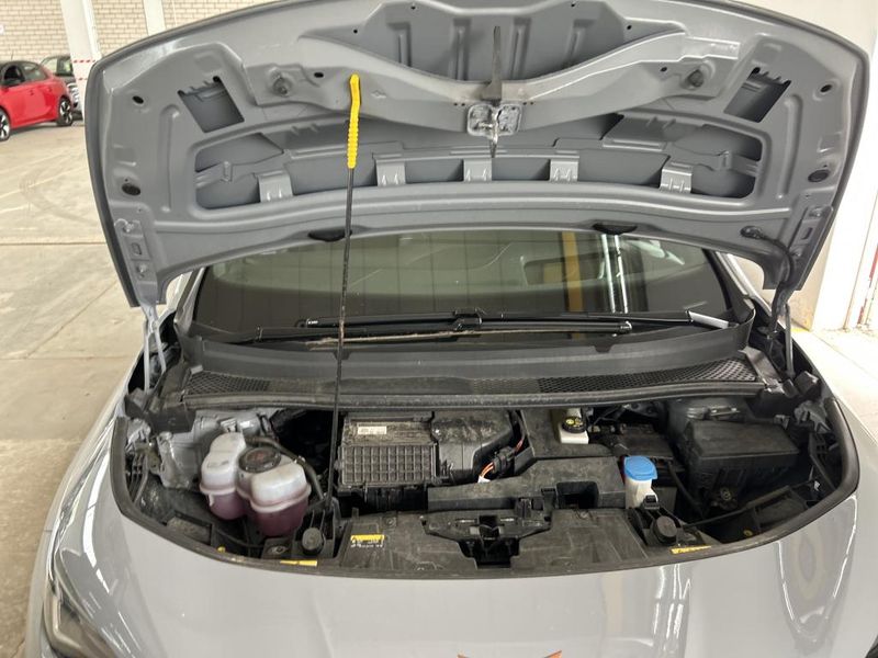 Cupra Born electric drive 150 kW — zdjęcie 7