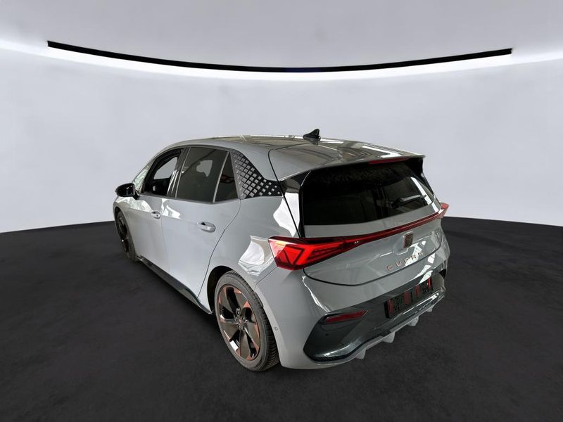 Cupra Born electric drive 150 kW — zdjęcie 2