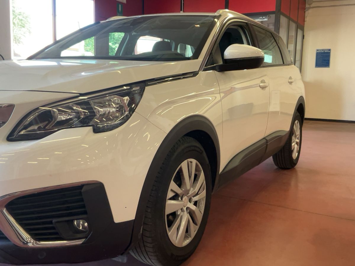 Peugeot 5008 d'occasion