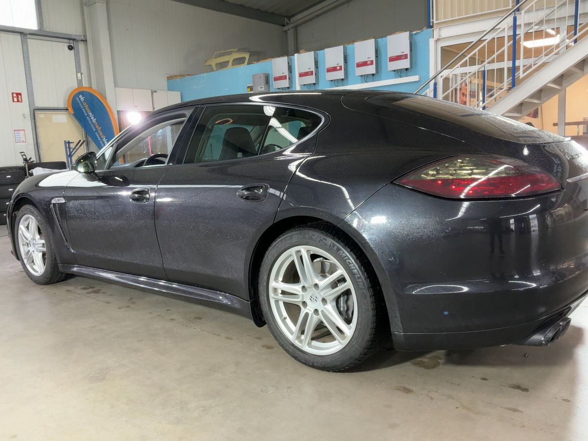 Porsche Panamera 2012 — photo 7