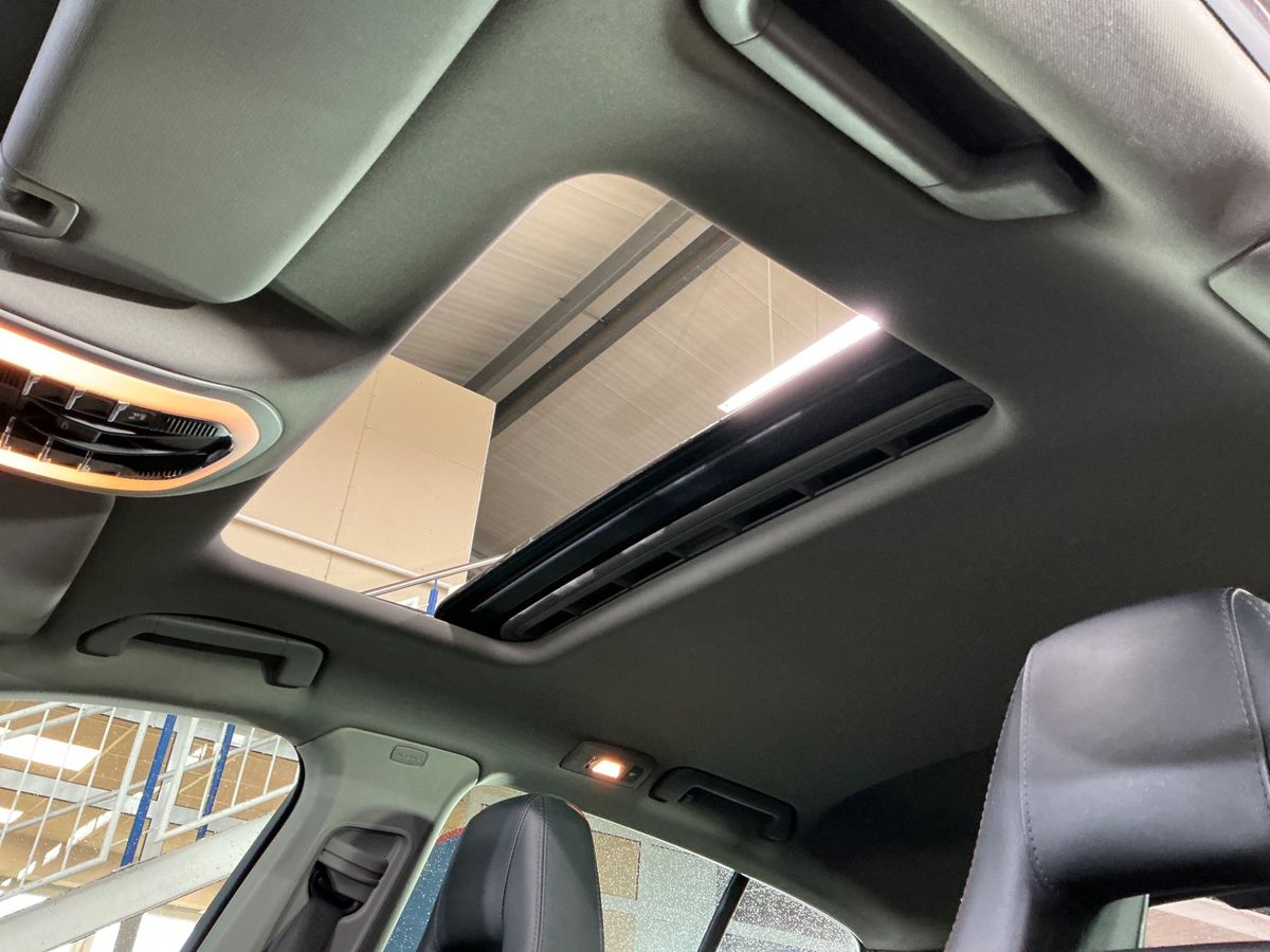 Porsche Panamera 2012 — photo 43