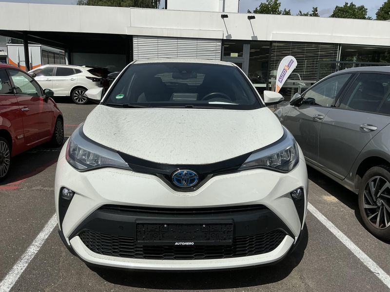 Toyota C-HR 1.8 Hybrid Team D — zdjęcie 9