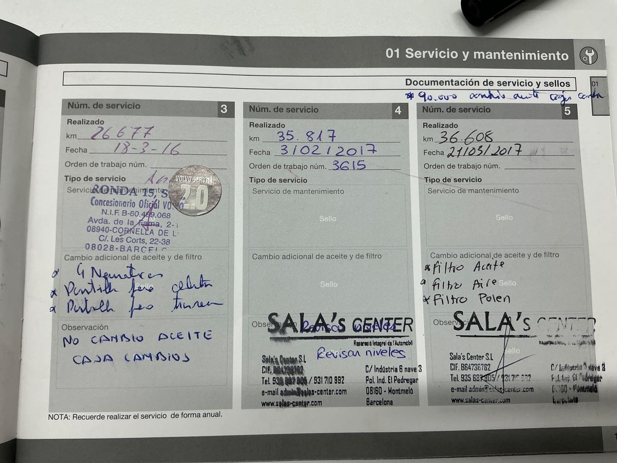 Volvo V40 2013 — photo 25