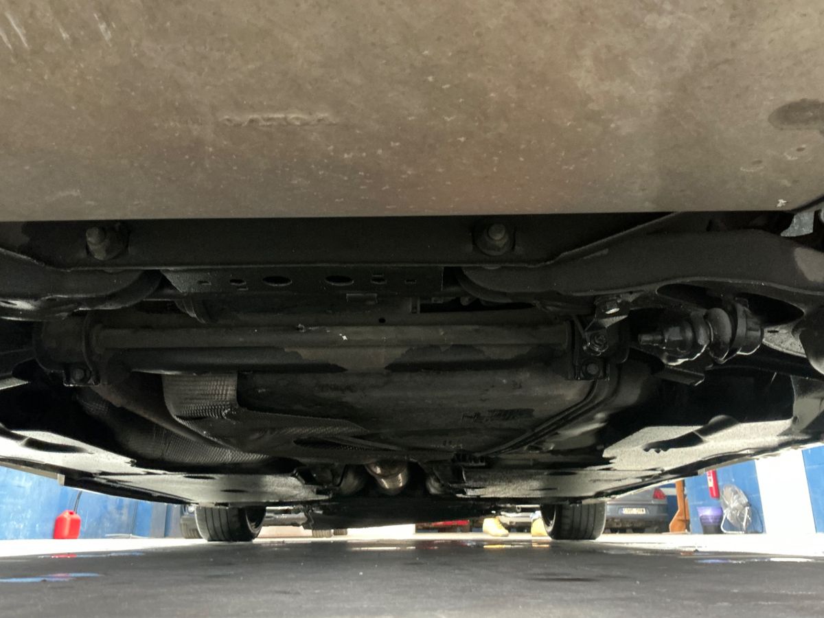 Volvo V40 2013 — photo 43