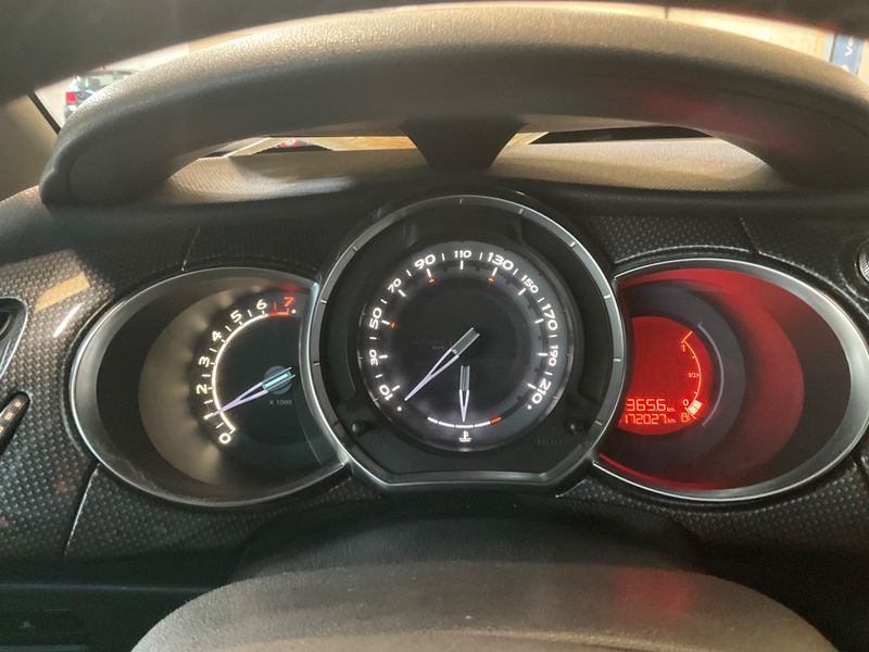 Citroen DS3 1.6 THP SportChic — zdjęcie 4