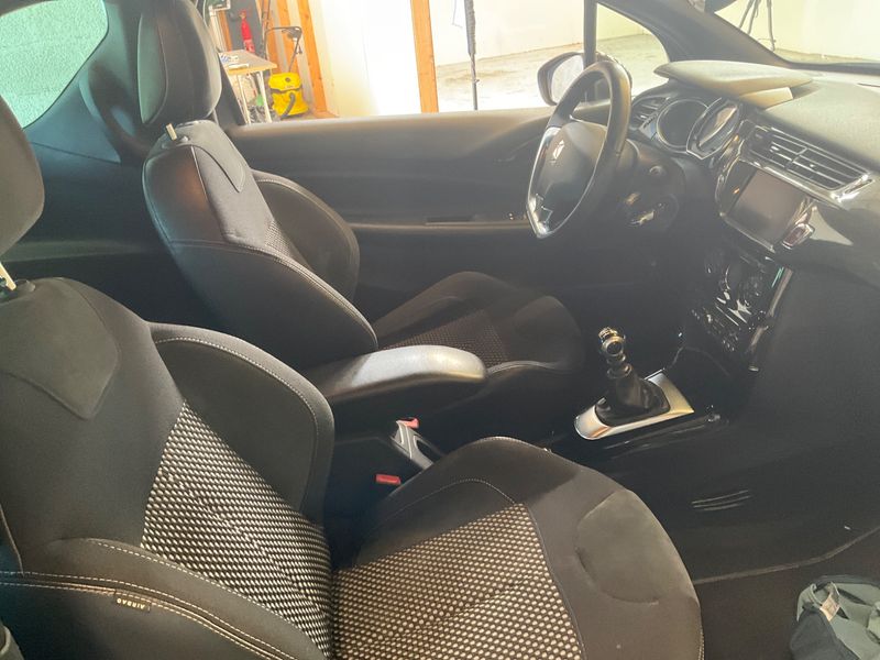 Citroen DS3 1.6 THP SportChic — zdjęcie 3