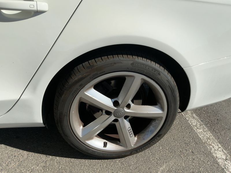 Audi A4 2.0 TDI 2009 – снимка 5