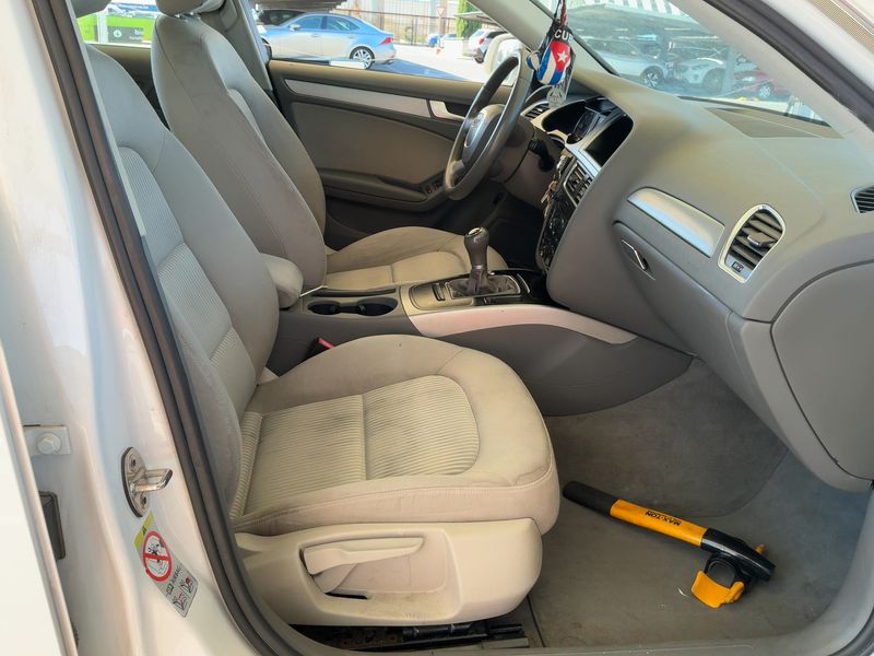 Audi A4 2.0 TDI 2009 – снимка 16
