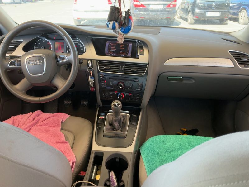 Audi A4 2.0 TDI 2009 – снимка 17