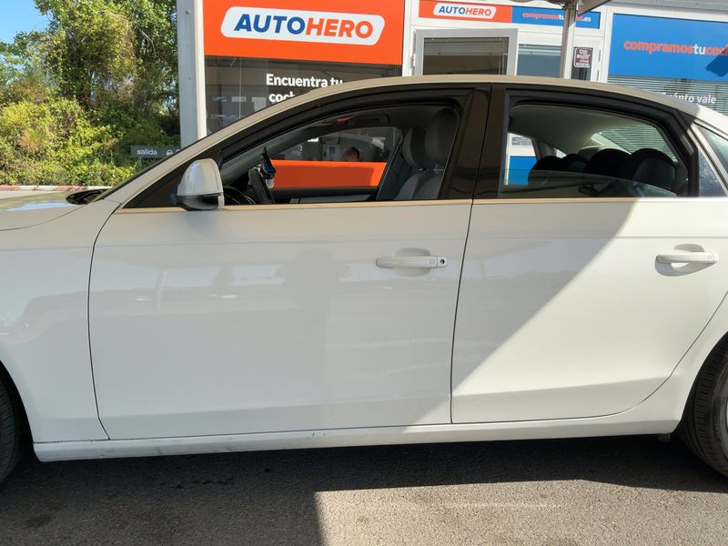 Audi A4 2.0 TDI 2009 – снимка 4