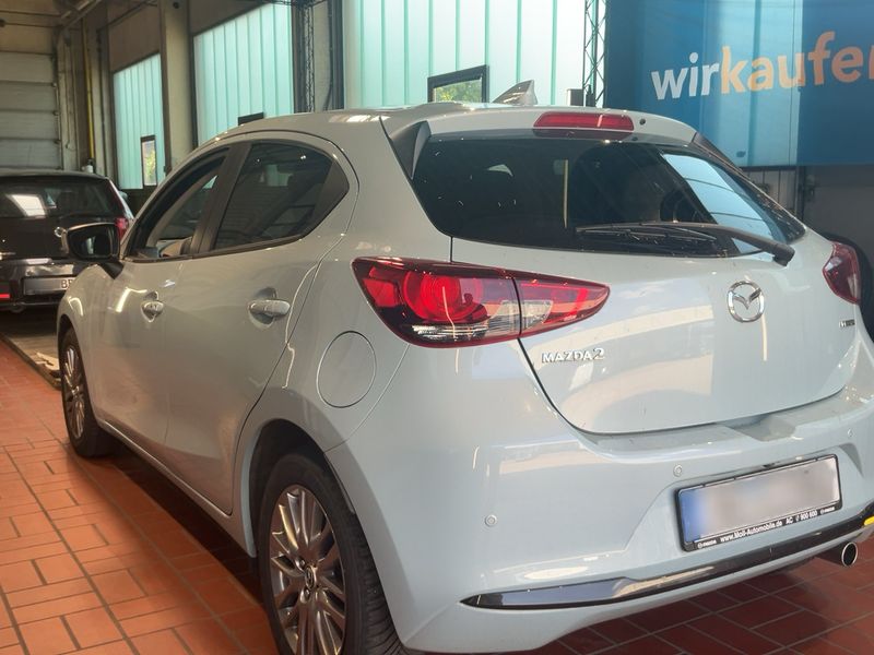 Mazda 2 1.5 Skyactiv-G Mild-Hybrid Exclusive-Line — zdjęcie 3