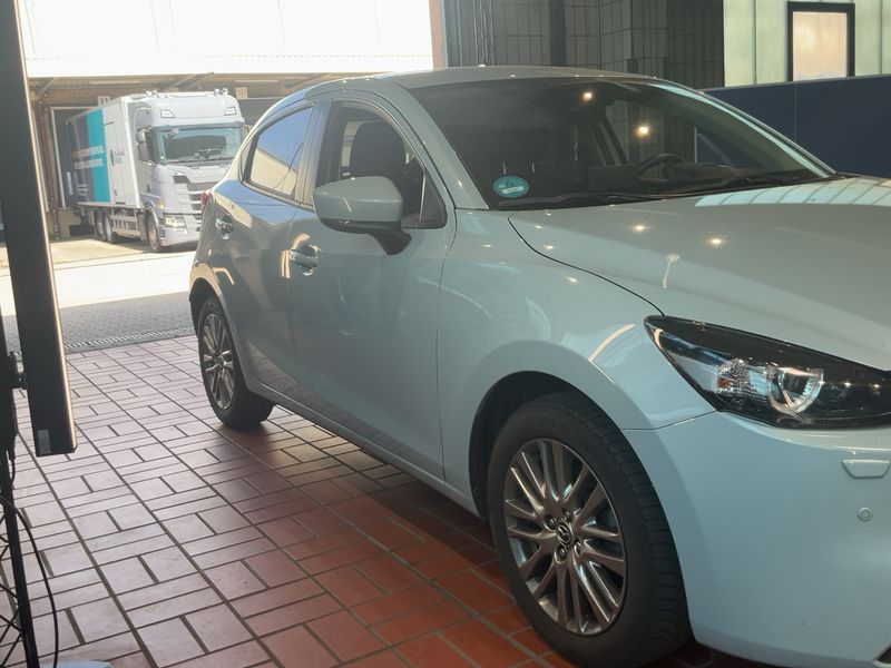 Mazda 2 1.5 Skyactiv-G Mild-Hybrid Exclusive-Line — zdjęcie 8