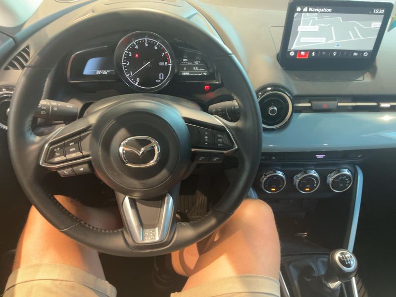 Mazda 2 1.5 Skyactiv-G Mild-Hybrid Exclusive-Line — zdjęcie 12