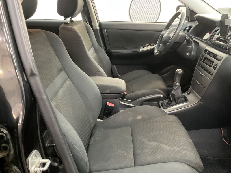 Toyota Corolla 1.6 Sol — zdjęcie 3