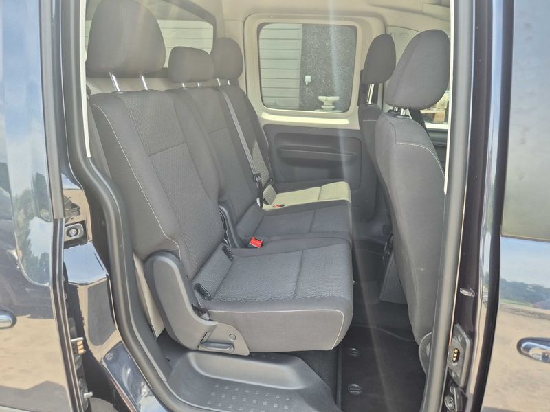 Volkswagen Caddy 1.4 TSI Maxi Trendline BlueMotion Tech — zdjęcie 13